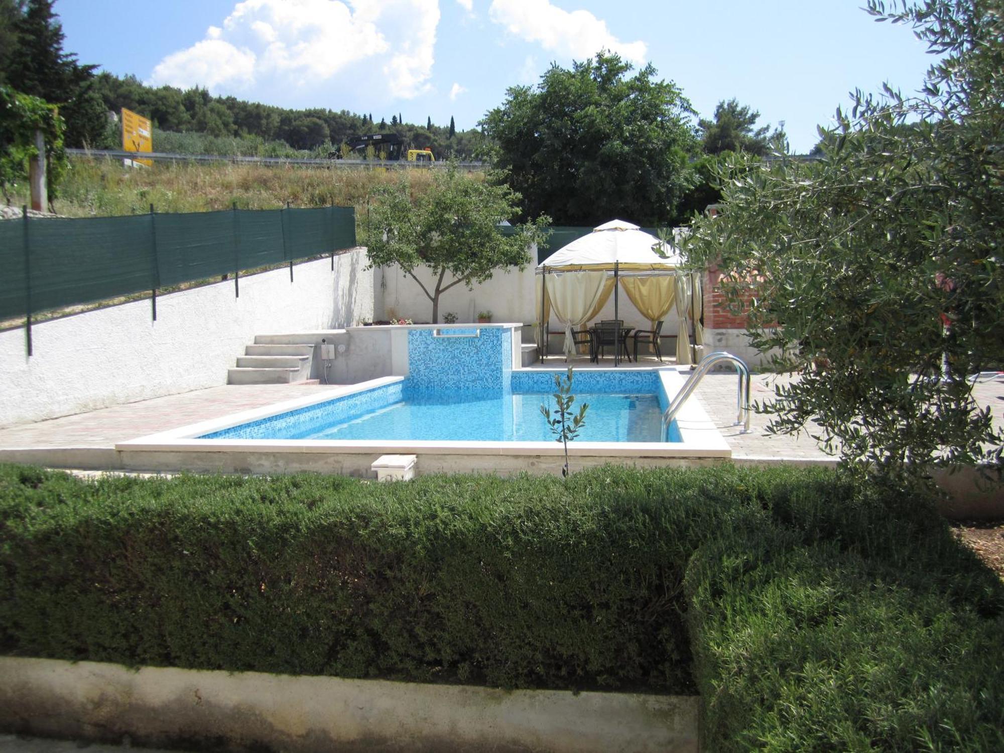 Apartments Nives Supetar Habitación foto